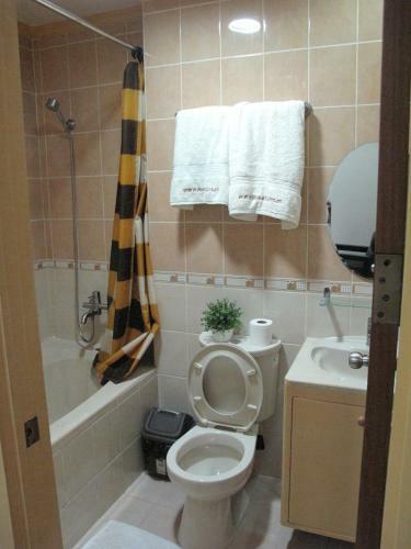 Apartamento Makati Suites At Travelers Inn