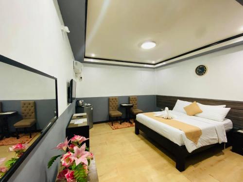 Posada Amax Inn Makati