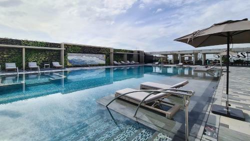 Hotel Okura Manila - Staycation Approved