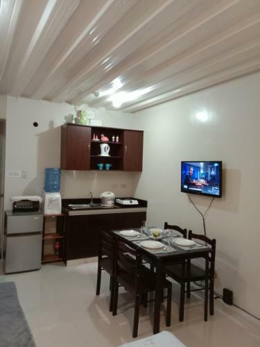 Jen's Paranaque City Apartment