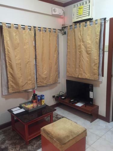 Bed & Breakfast Las Pinas Serviced Apartment