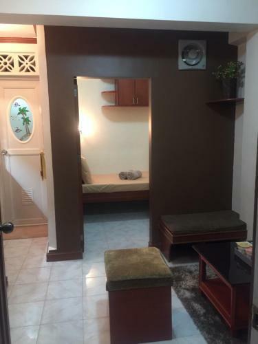 Bed & Breakfast Las Pinas Serviced Apartment