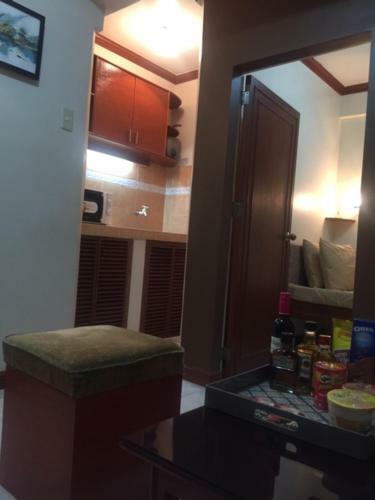 Bed & Breakfast Las Pinas Serviced Apartment