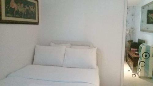 Apartamento Azure Man Made Beach Near Airport