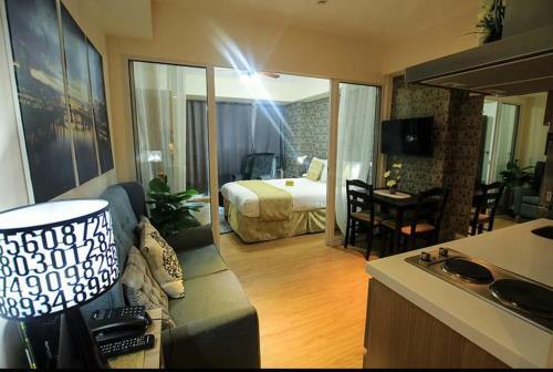 Apartamento Azure Man Made Beach Near Airport