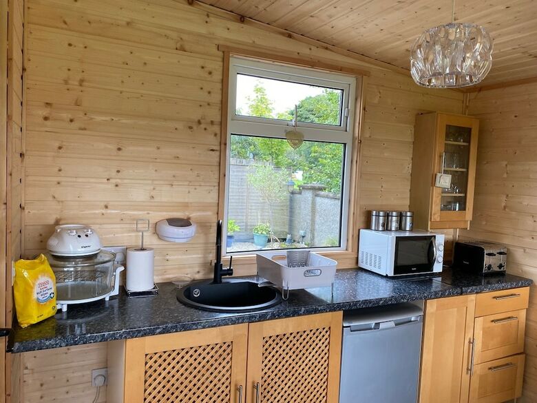 Elagh View Bed & Breakfast