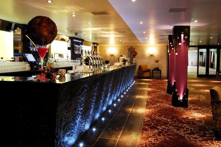 Waterfoot Hotel