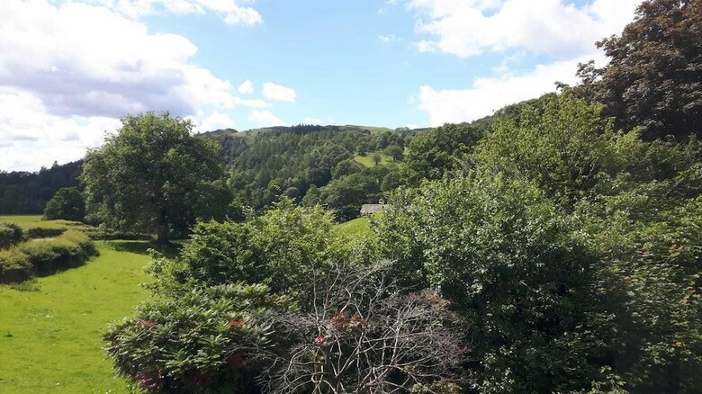 Hostal Crow How Country Guest House