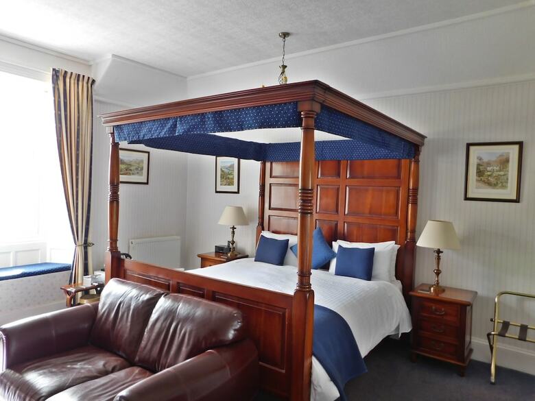 Hostal Crow How Country Guest House