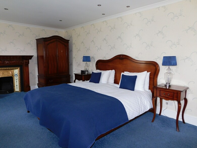 Hostal Crow How Country Guest House