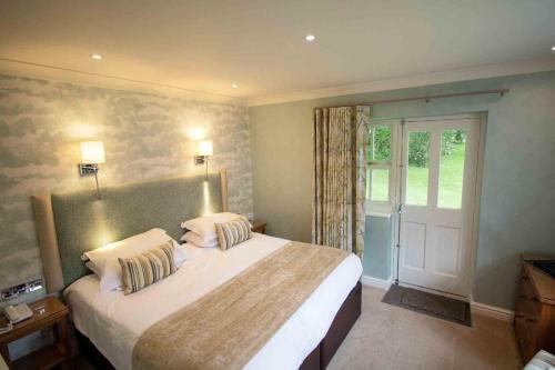 Briery Wood Hotel