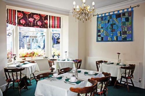 Hostal Claremont House