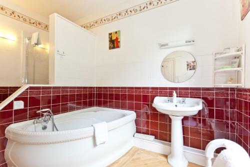 Hostal Riverside