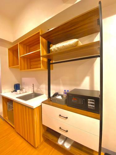 I Suites Malate Hotel & Condotel