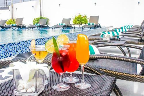 The Excelsior Hotel Las Pi�as