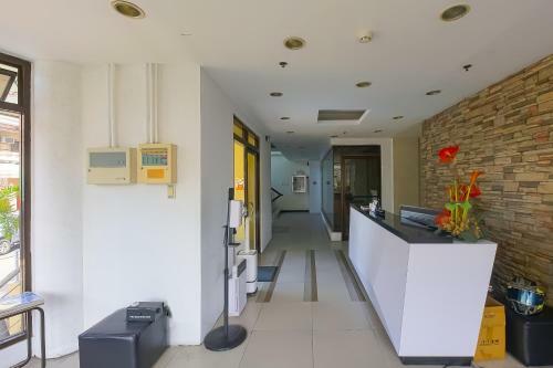 Hotel Oyo 794 Regatta Residences