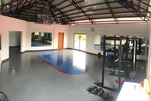 Apartamento Sterling Homes In Las Pinas - 16 Rooms