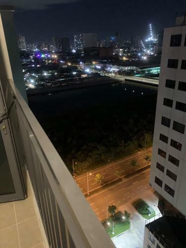 Apartamento Staycation Shore 2 Moa Pasay