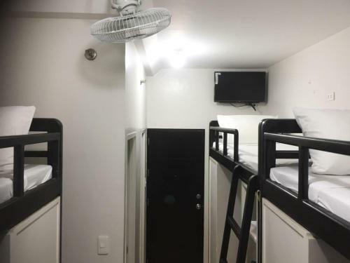 Albergue Forbes Hall