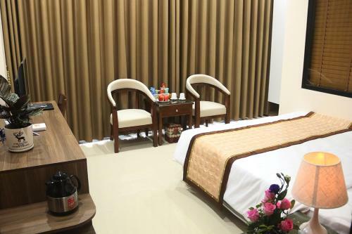 Hotel Kh�ch S?n Ph??ng Nam