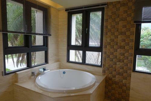 Dawn Redwood Villa