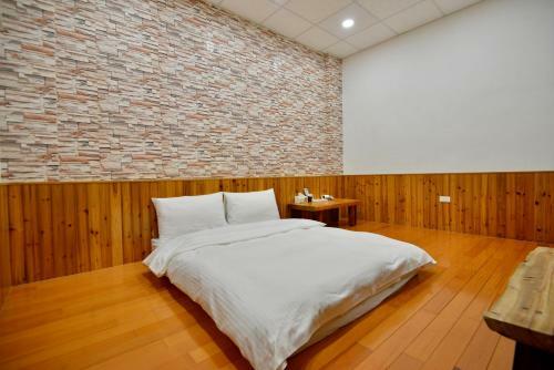 Hualien J Guesthouse
