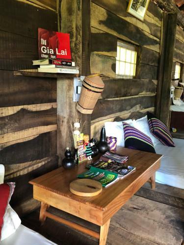 Plei Homestay & Caf�