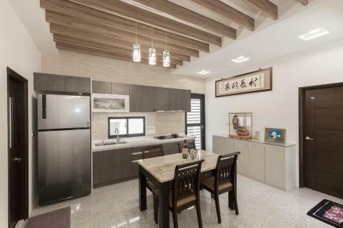 Village Chief House Ll