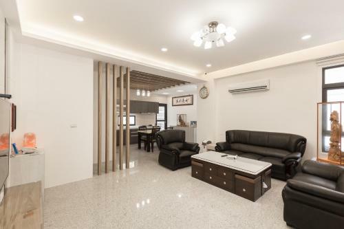 Village Chief House Ll
