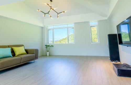 Revel Villa