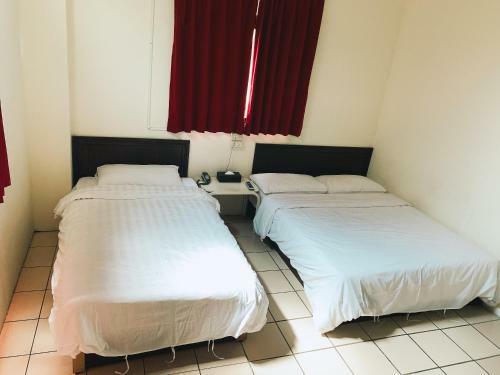 Forever Happiness Hostel