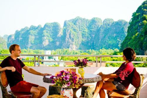 Trang An Mountain View Homestay