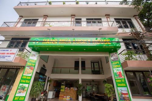 Hang M�a Lucky House