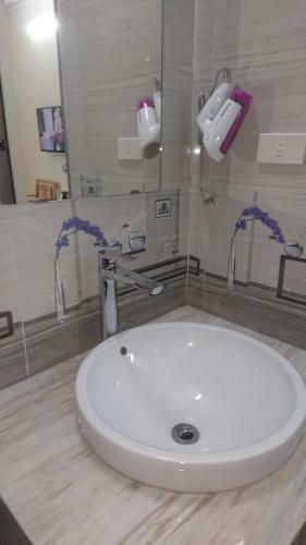 Camellia Hotel