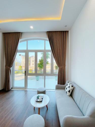 Hotel The Villa Hieu Hy