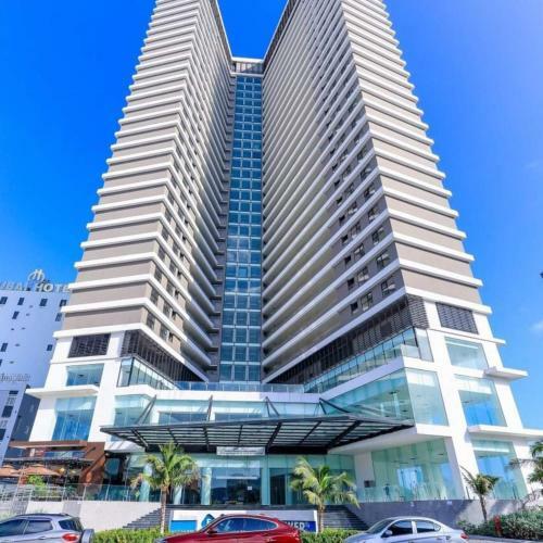 Flc Sea Tower - 4 Seasons Apartment