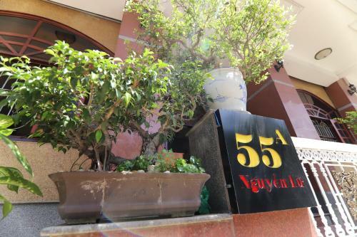 T�n Ho�ng Gia Hotel