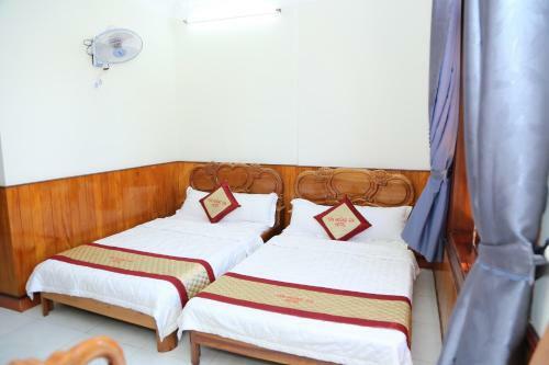 T�n Ho�ng Gia Hotel