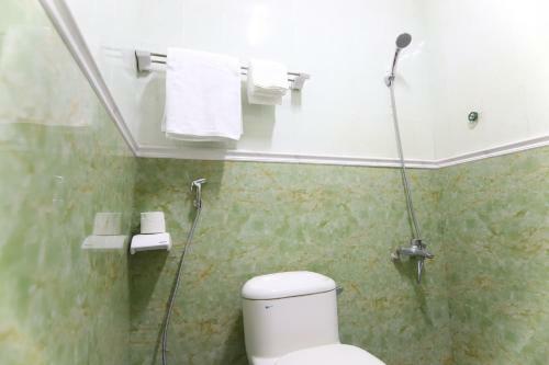 T�n Ho�ng Gia Hotel
