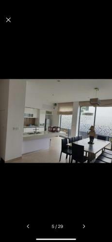 Apartamento C?n H? Hi?n ??i