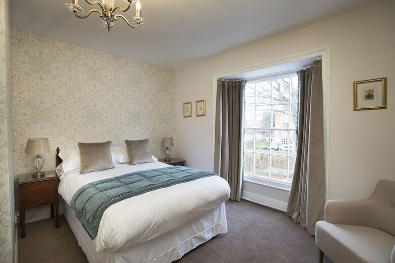 Bed & Breakfast Bramwood Guest House