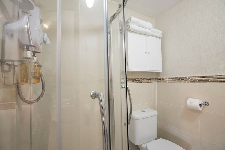 Bed & Breakfast Bramwood Guest House