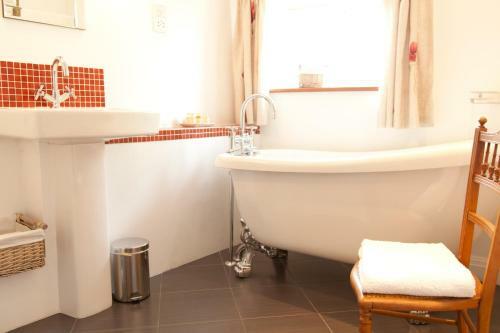 Hostal Belmont Bed And Breakfast