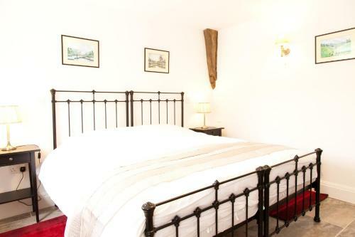 Hostal Belmont Bed And Breakfast