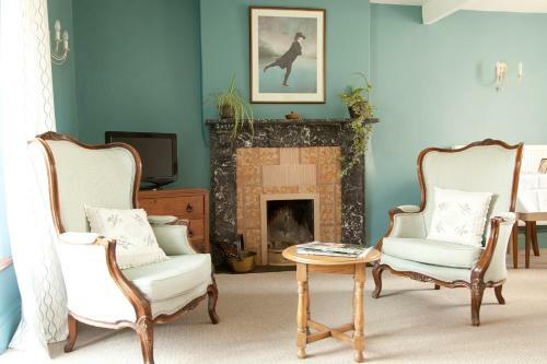 Hostal Belmont Bed And Breakfast