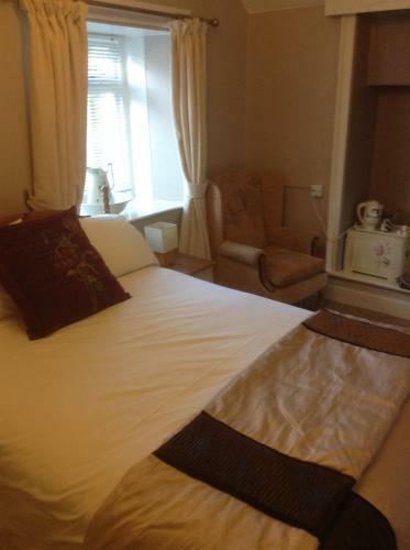 Hostal Bridgefoot Guest House