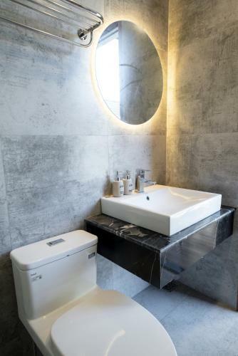 Sline Hotel - The Manor
