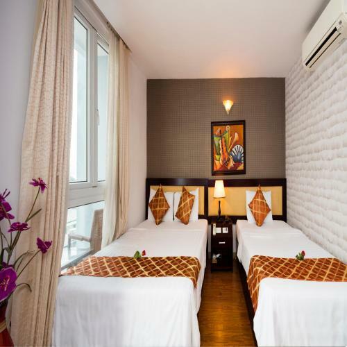 King Town Hotel
