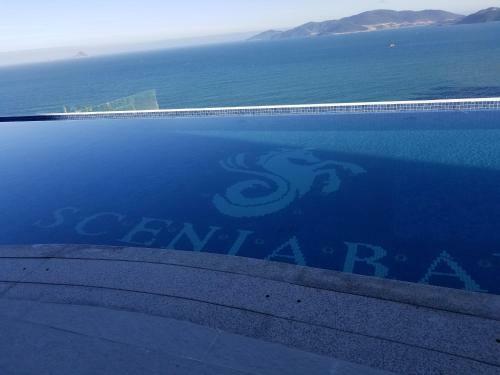 Scenia Bay Apartment With Seaview