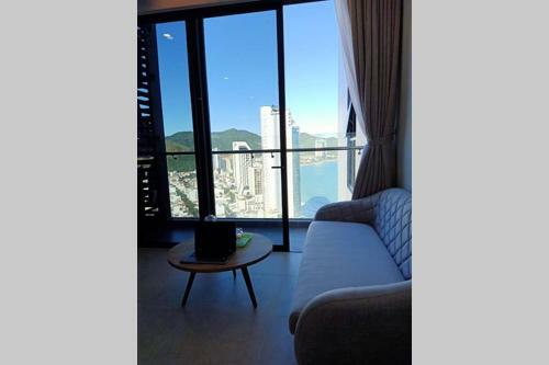 Scenia Bay Apartment With Seaview